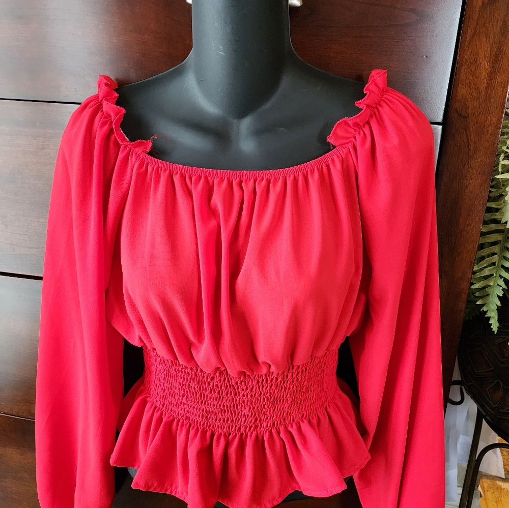 RED TOP - Picture 2 of 2